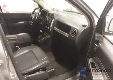 2014 Jeep Compass Latitude z USA, uszkodzony, nr VIN 1C4NJDEB1ED855827